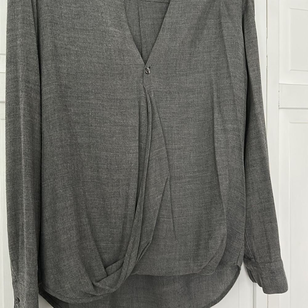 Great slouchy blouse by Cloth & Stone - Picture 2 of 6